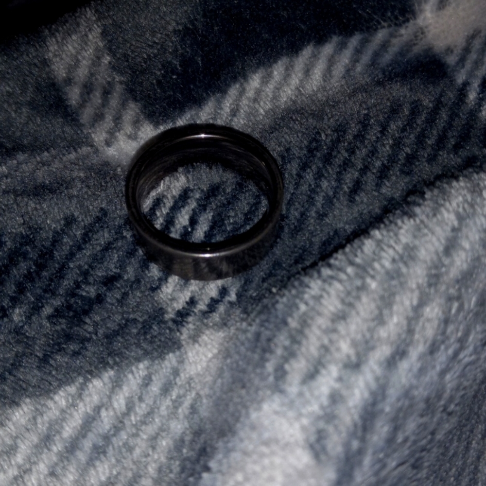 WCJ Tungsten/Carbide men's weddingband size 10.5 silver